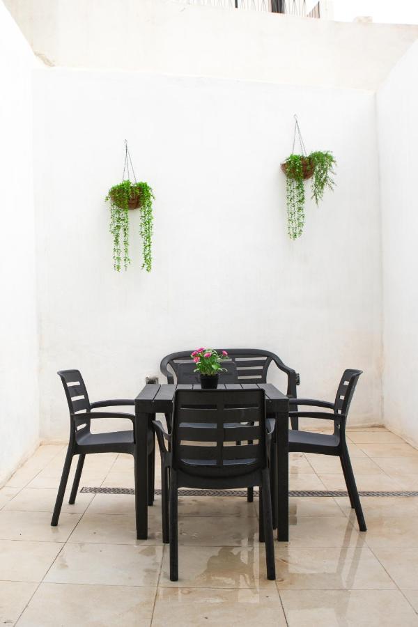 Entire Luxury Sliema Townhouse Steps From Beach エクステリア 写真