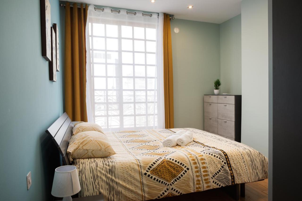 Entire Luxury Sliema Townhouse Steps From Beach エクステリア 写真